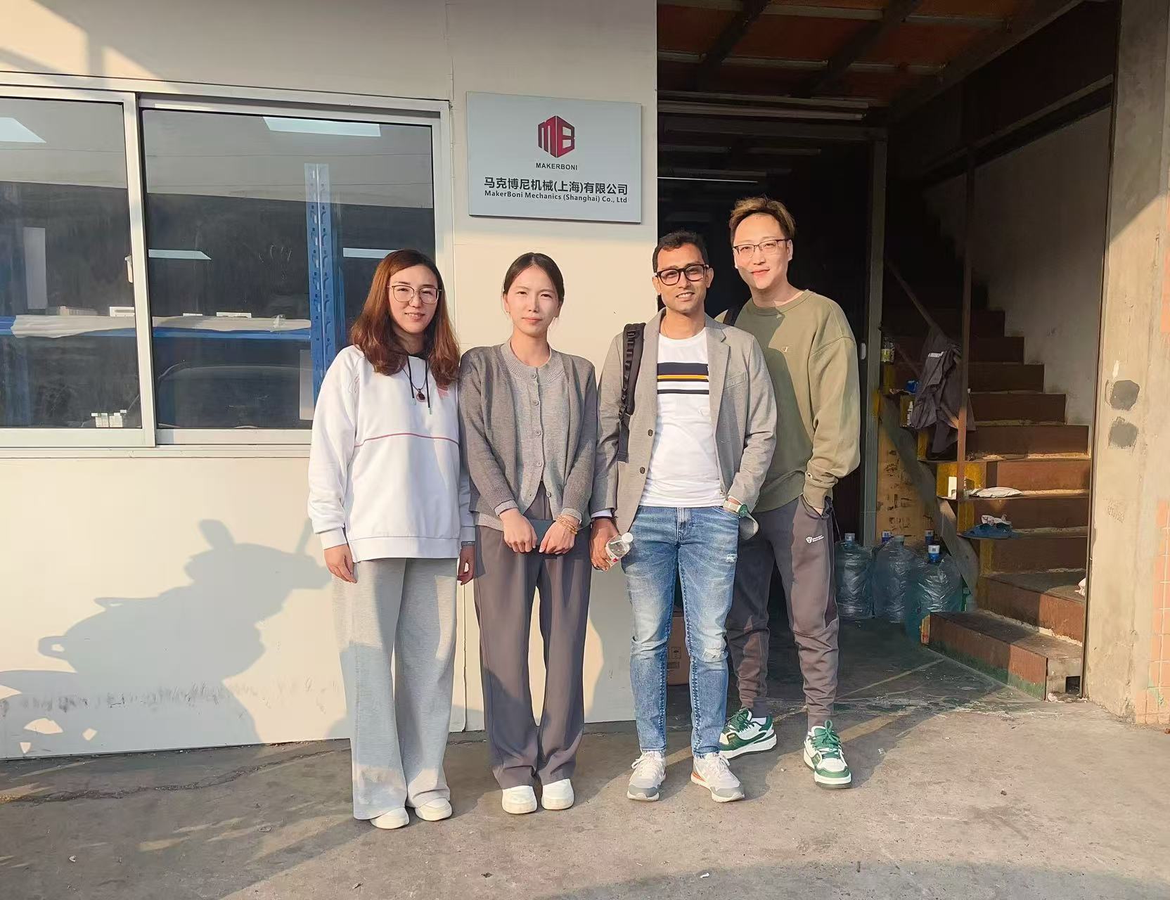 Laatste bedrijfsblogs Internationale Vietnamese fabrikanten bezoeken MakerBoni voor inspectie en samenwerking ter plaatse